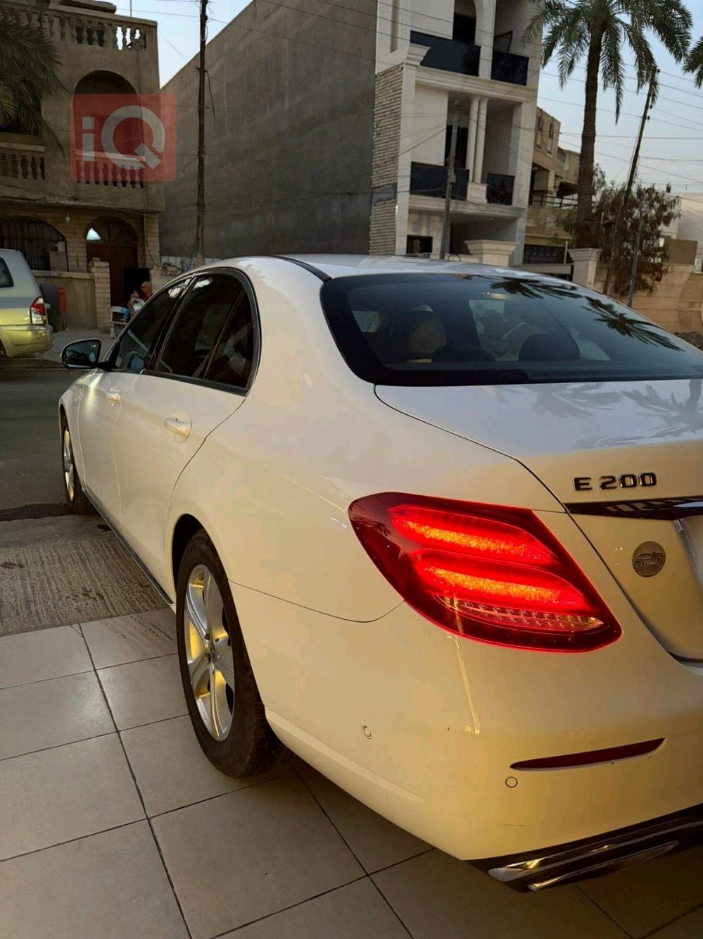 مرسيدس بنز E-Class